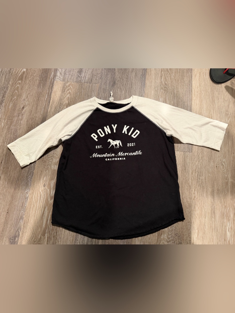 Pony kid graphic 3/4 length sleeve